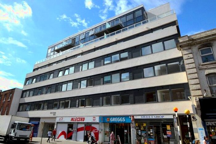 1 Bedroom Flat To Rent In Green Dragon House, - High Street, Croydon, CR0