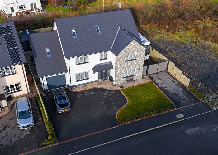 6 Bedroom Detached House For Sale In Rhydargaeau, Carmarthen, SA32