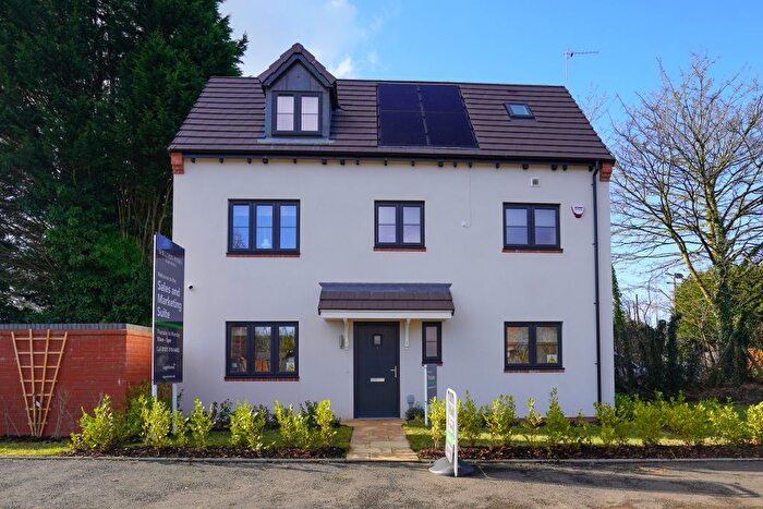 3 Bedroom Detached House For Sale In Sheldon Drive, Birmingham, B31