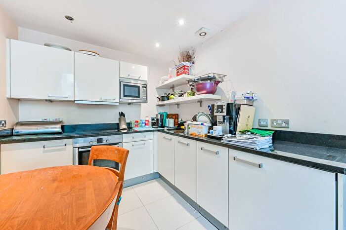 1 Bedroom Flat For Sale In Talbot Square, Paddington, London, W2