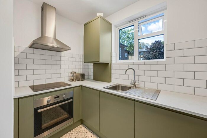 1 Bedroom Apartment To Rent In Muswell Hill, N10