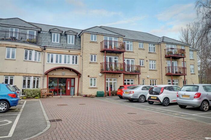 1 Bedroom Apartment To Rent In Shakespeare Road, Guiseley, Leeds, LS20