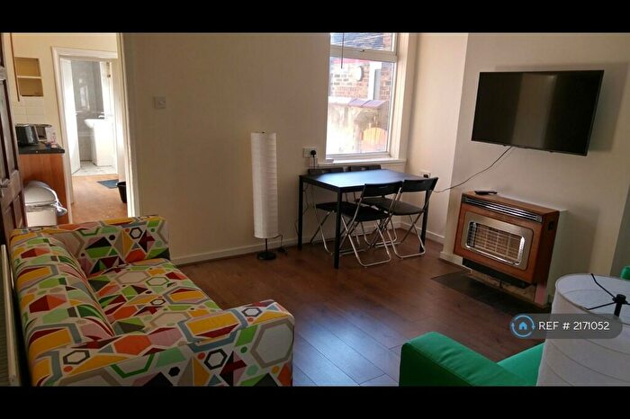 4 Bedroom Terraced House To Rent In Ashford Street, Stoke-On-Trent, ST4