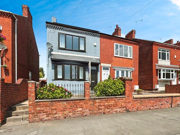 3 Bedroom Semi-Detached House For Sale In Station Road, Kiveton Park, Sheffield, South Yorkshire, S26