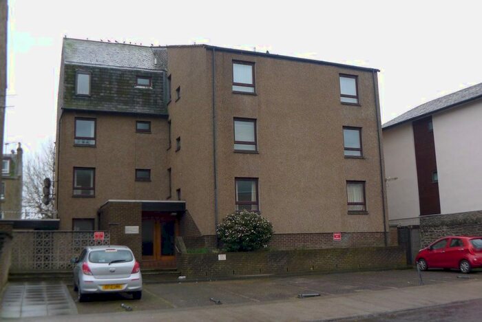 2 Bedroom Flat To Rent In King Street, Broughty Ferry, DD5