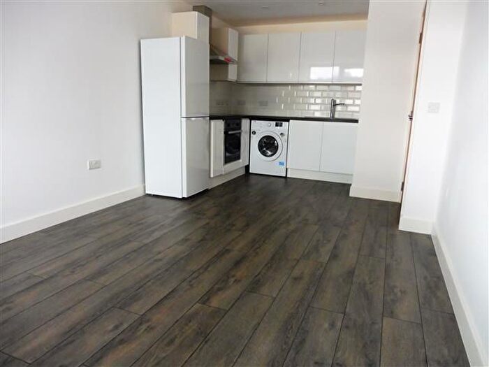 1 Bedroom Studio To Rent In Oxford Street, Kidderminster, DY10