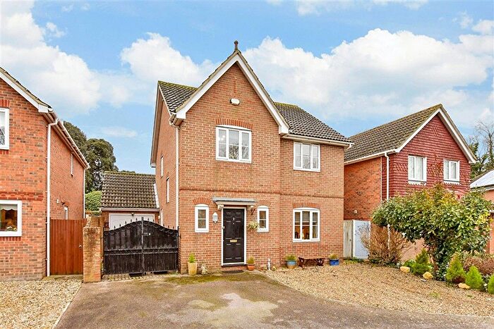 4 Bedroom Detached House For Sale In Ash Tree Close, Birchington, Kent, CT7