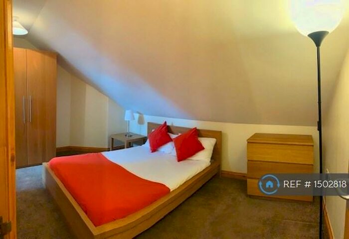 1 Bedroom Flat To Rent In Stanley Grove, Reading, RG1