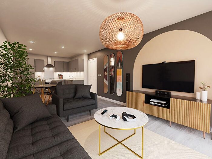 2 Bedroom Flat For Sale In Henley Approach, Gravesend, DA11