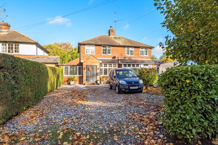 3 Bedroom Semi Detached House For Sale In London Road, Aston Clinton, HP22