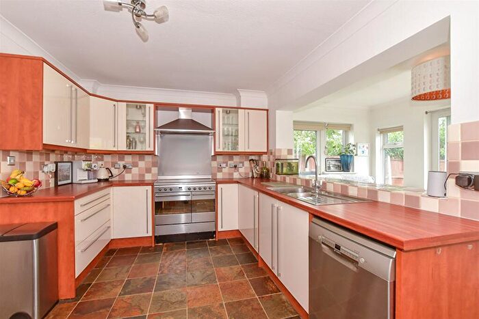 3 Bedroom Semi-Detached House For Sale In Old Farm Close, Whitstable, Kent, CT5
