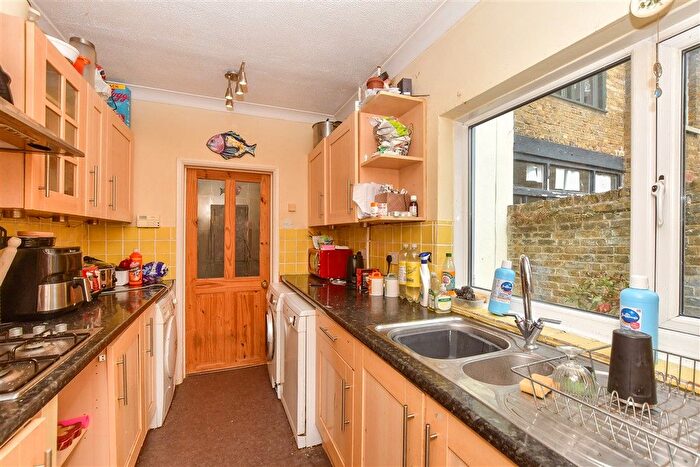 3 Bedroom Terraced House For Sale In Queens Road, Faversham, Kent, ME13