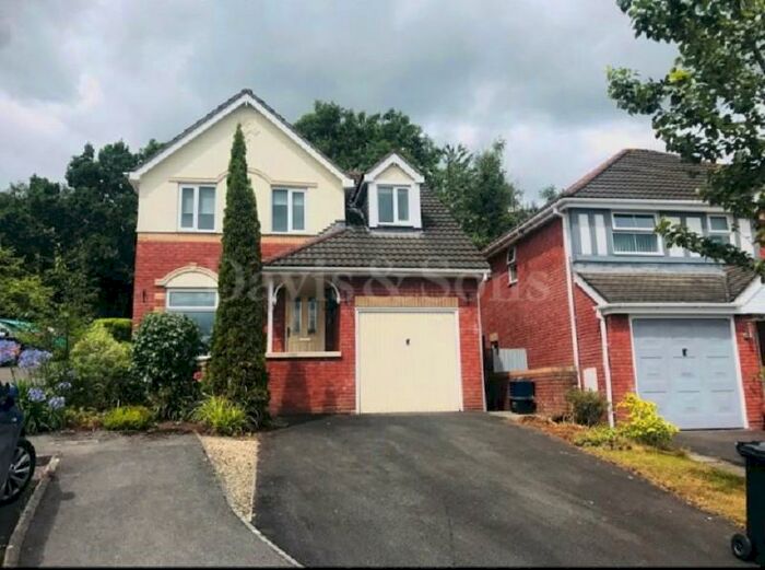 3 Bedroom Detached House To Rent In Allt-yr-yn Heights, Newport., NP20