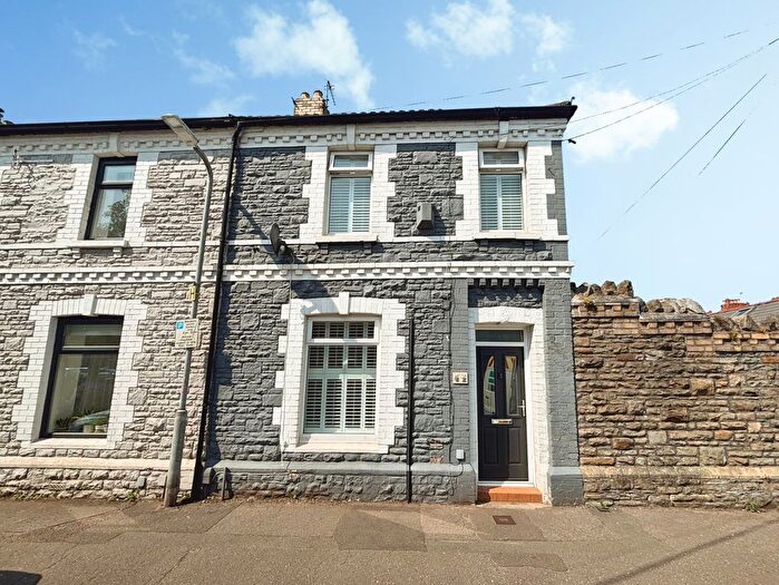 2 Bedroom End Of Terrace House For Sale In Market Road, Canton, Cardiff, CF5