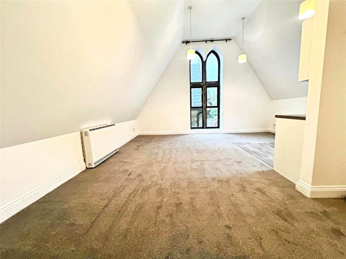2 Bedroom Flat To Rent In Conway Hall, Conway Mews, Gillingham, Kent, ME7