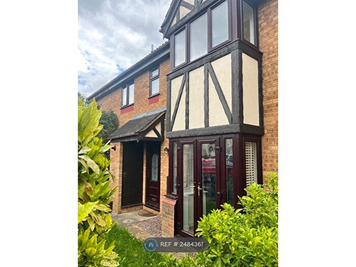 2 Bedroom Terraced House To Rent In Bunyan Road, Biggleswade, SG18