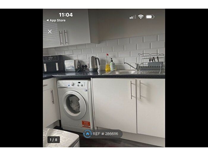 1 Bedroom Flat To Rent In Washington Road, London, E18