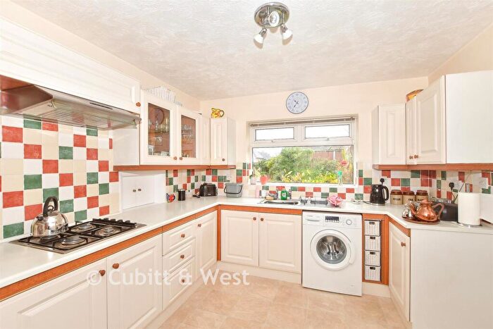 3 Bedroom Detached Bungalow For Sale In Crawley Down Road, Felbridge, West Sussex, RH19