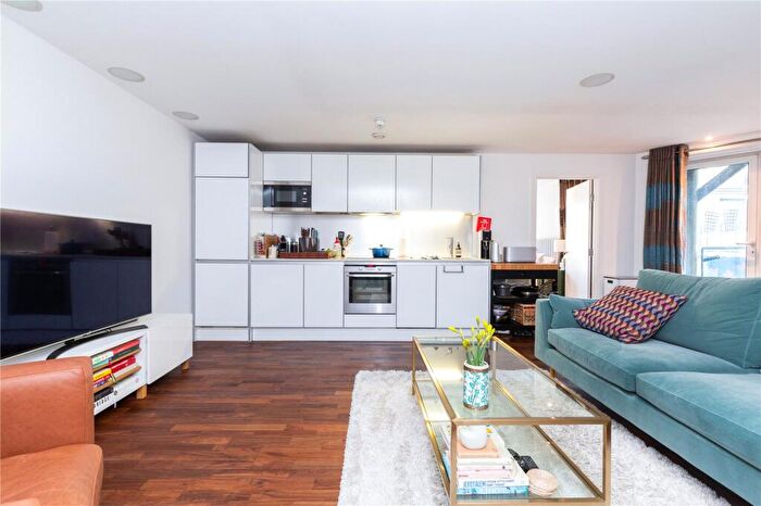 2 Bedroom Apartment To Rent In Islington On The Green, A Islington Green, Islington, London, N1