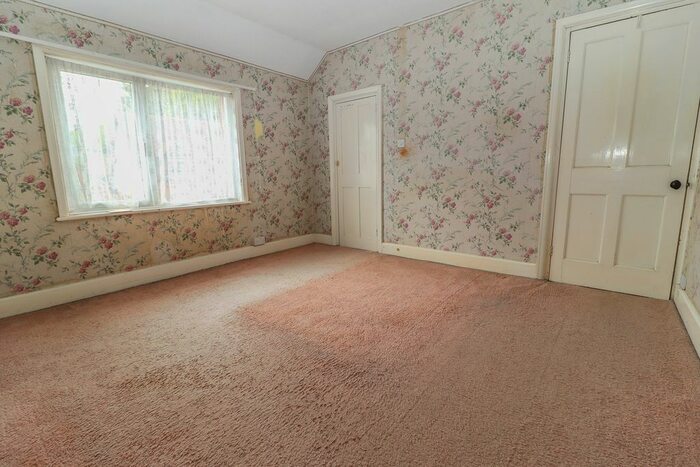 2 Bedroom Detached House For Sale In Hurstbourne Tarrant, Andover, Hampshire, SP11
