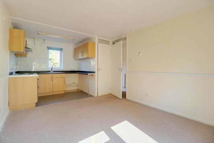 1 Bedroom Flat To Rent In Addison Court, Hereford, HR4