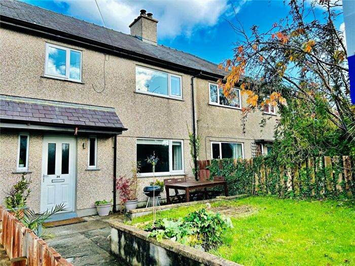 3 Bedroom Terraced House For Sale In Bro Rhiwen, Rhiwlas, Bangor, Gwynedd, LL57