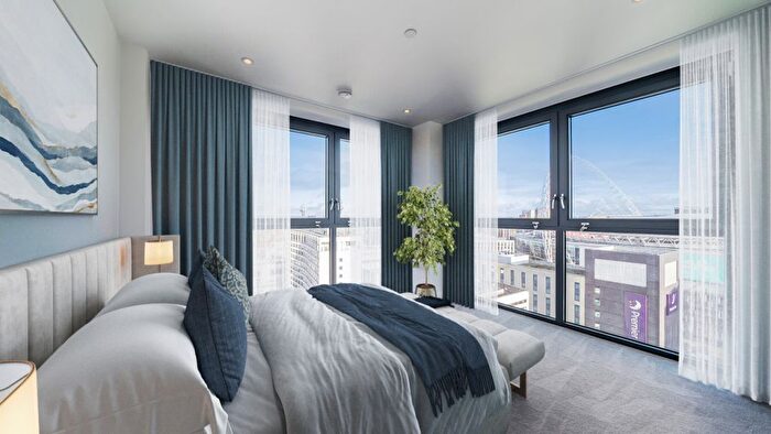2 Bedroom Flat For Sale In South Way, Wembley, HA9