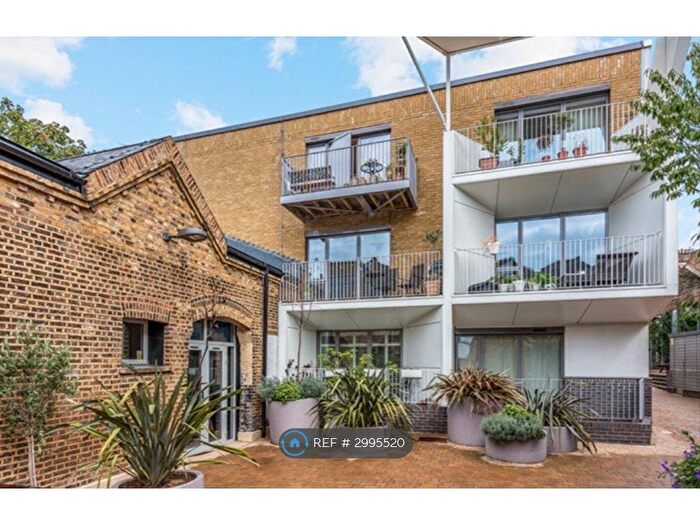 2 Bedroom Flat To Rent In Caledonian Road, London, N1
