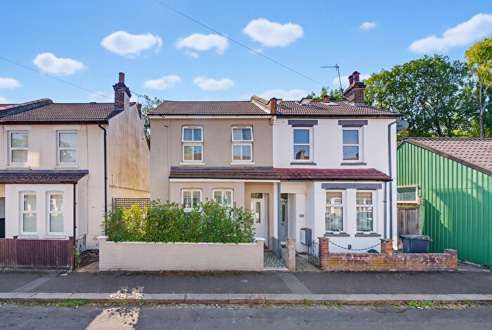 2 Bedroom Semi-detached House To Rent In Lansdowne Road, Purley, CR8