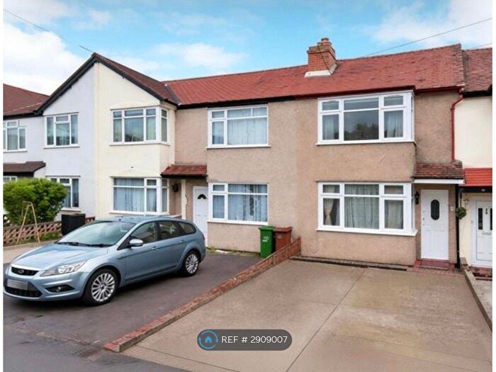 2 Bedroom Terraced House To Rent In Boscombe Road, Worcester Park, KT4