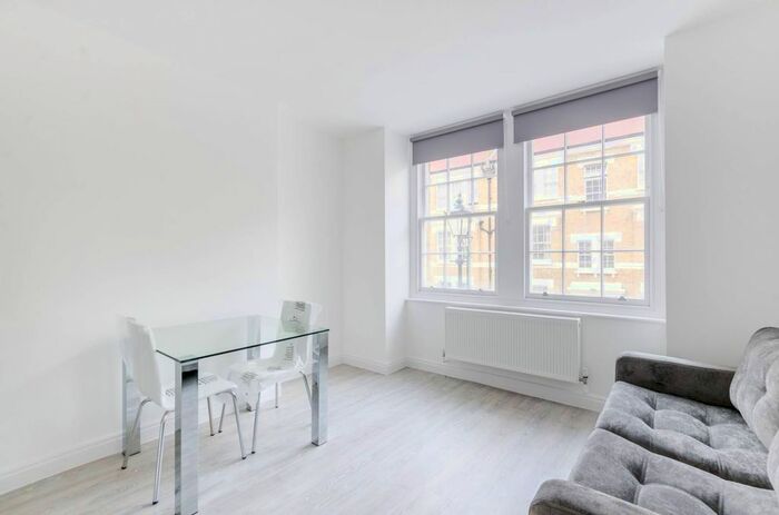 2 Bedroom Flat To Rent In Mitre Road, Southwark, London, SE1