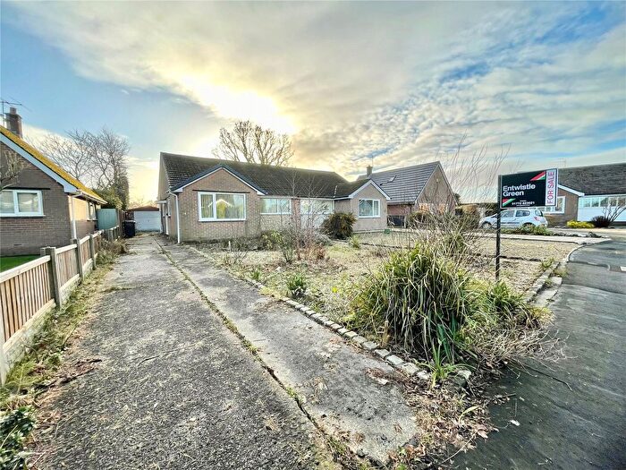 3 Bedroom Bungalow For Sale In Crossfield, Hutton, Preston, Lancashire, PR4