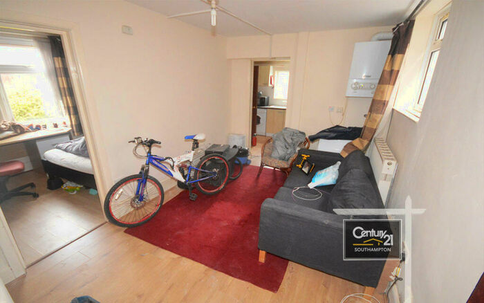 3 Bedroom Flat To Rent In |Ref: |, Broadlands Road, Southampton, SO17