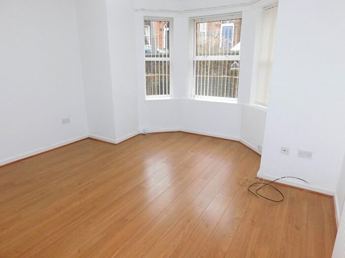 2 Bedroom Flat To Rent In Livingston Avenue, Sefton Park, Liverpool, L17