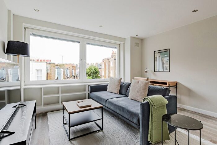 2 Bedroom Flat To Rent In Kensington, W8