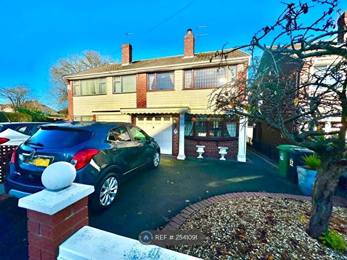 3 Bedroom Semi-Detached House To Rent In Parkes Hall Road, Dudley, DY1