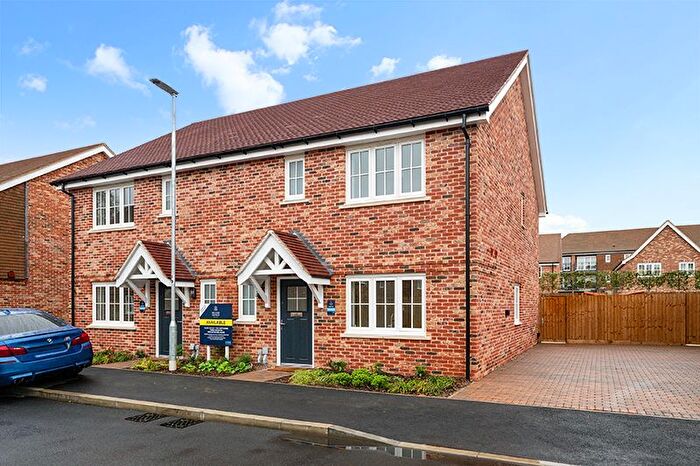 3 Bedroom Semi Detached House For Sale In Little Green Lane, Croxley Green, Rickmansworth, WD3