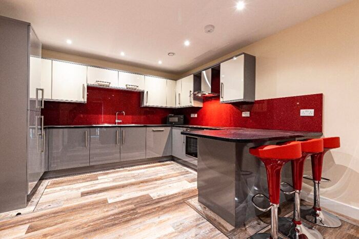 3 Bedroom Apartment To Rent In Ecco, S11