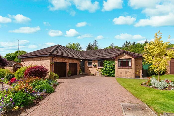 3 Bedroom Bungalow For Sale In Turnhill Drive, Erskine, Renfrewshire, PA8