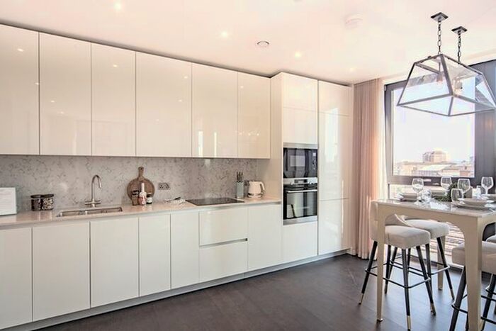 2 Bedroom Flat To Rent In Nine Elms, London ., SW11