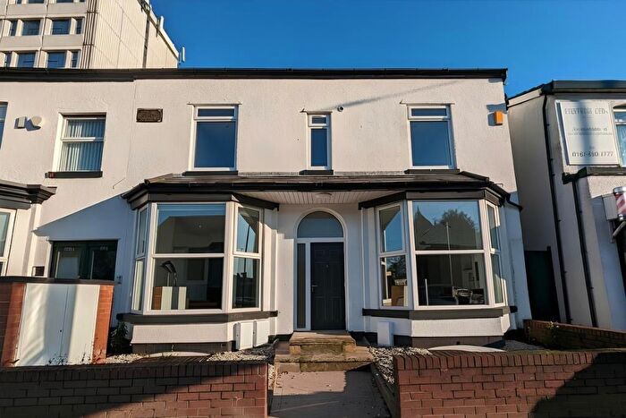 1 Bedroom Flat To Rent In Wellington Road South, Stockport, SK2