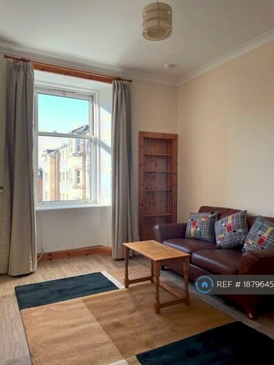 1 Bedroom Flat To Rent In Millar Place, Edinburgh, EH10