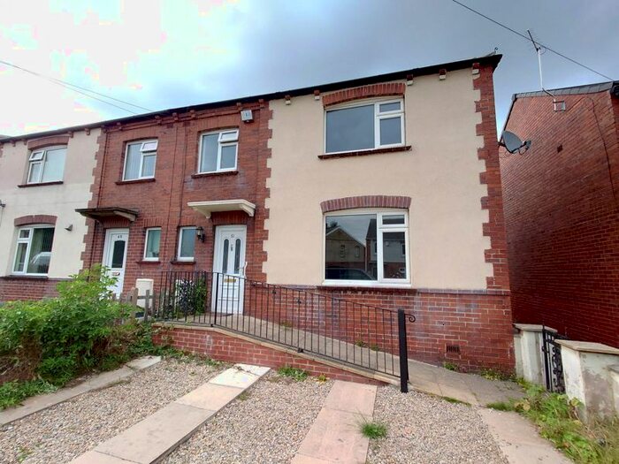 3 Bedroom Semi-Detached House To Rent In Sowood Avenue, Ossett, WF5