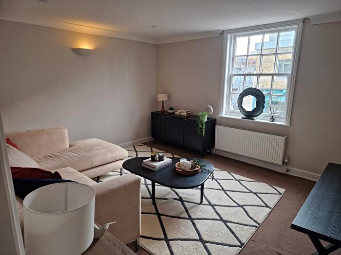 2 Bedroom Flat To Rent In Bedford Place, Southampton, Hampshire, SO15