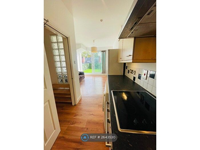 1 Bedroom Flat To Rent In Broomhill, Sheffield, S10