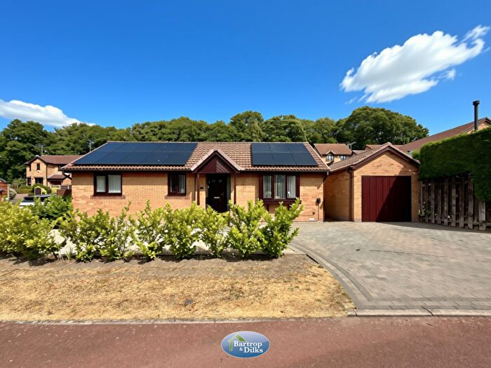3 Bedroom Detached Bungalow For Sale In Appleby Court, Worksop, S81