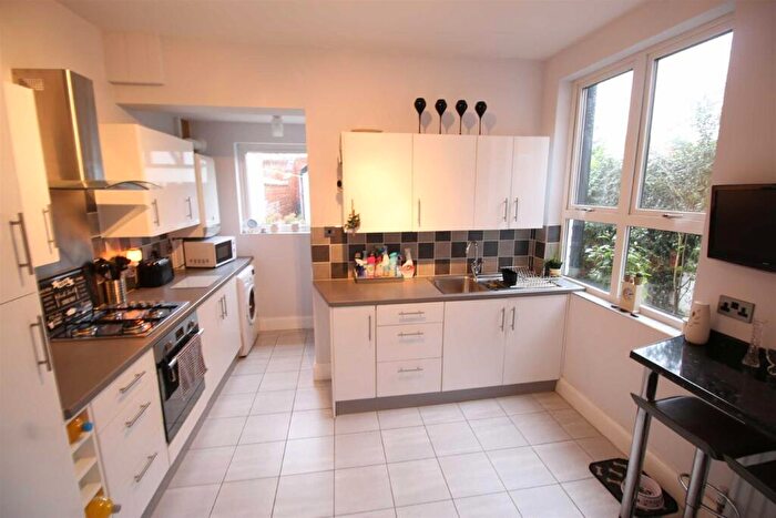 4 Bedroom Town House For Sale In Greenbank Road, Darlington, DL3