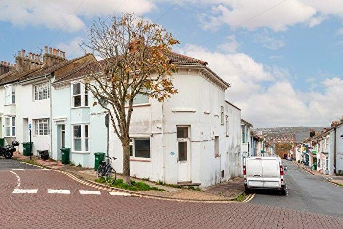 1 Bedroom Flat To Rent In Southover Street, Brighton, BN2