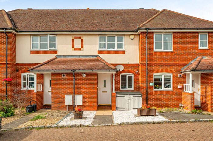 2 Bedroom Terraced House For Sale In Norton Road, Wokingham, Berkshire, RG40