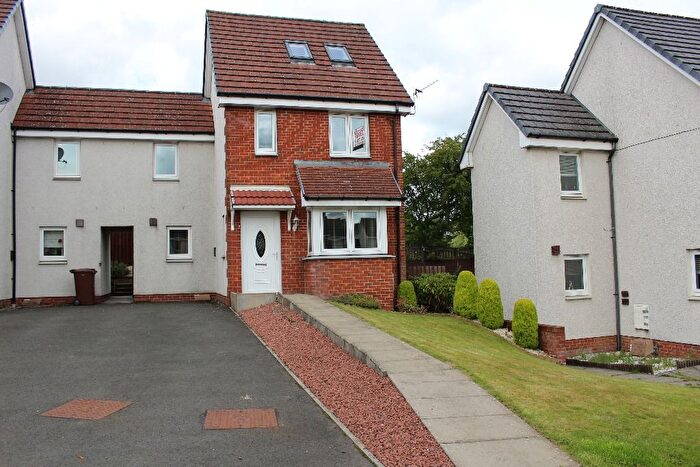 3 Bedroom Town House To Rent In Millgate Crescent, Caldercruix, ML6